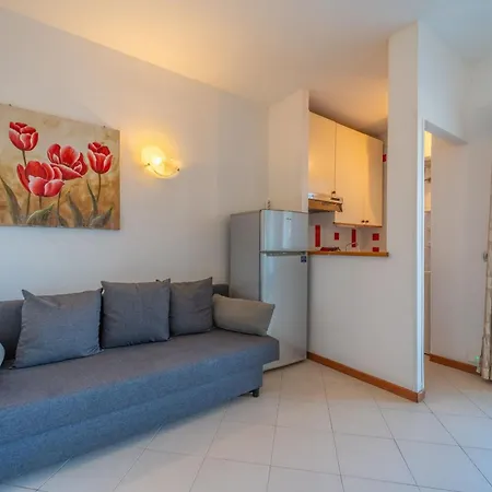 Casa Roccia Apartment *